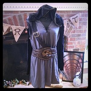 Huntress costume size large 12-14